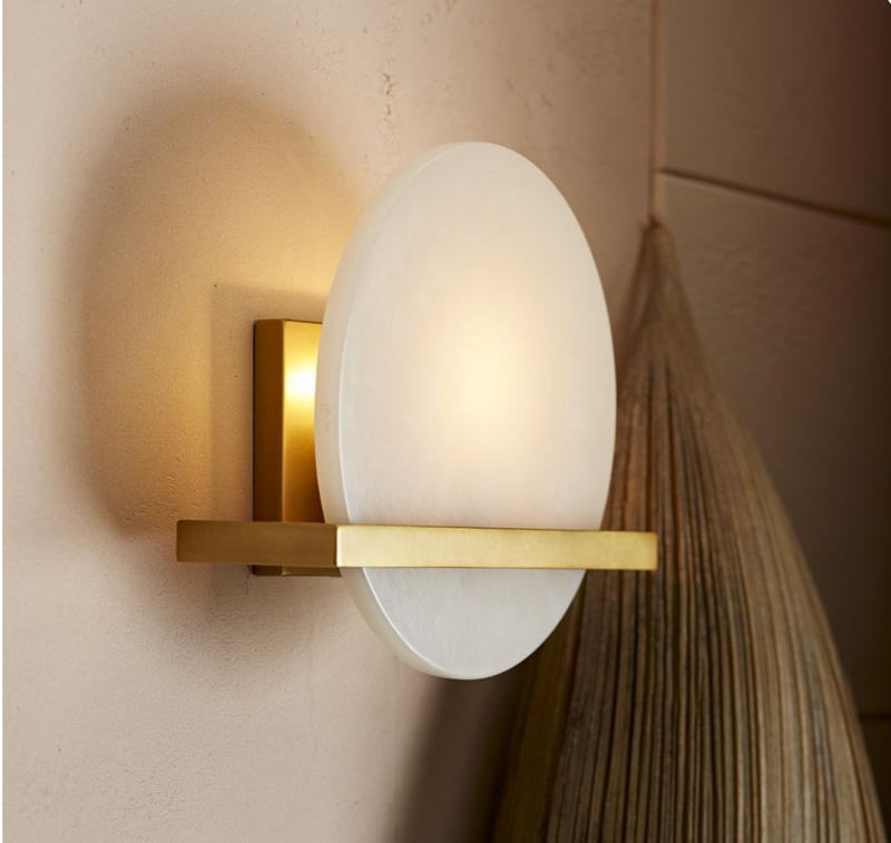 SAVION SCONCE