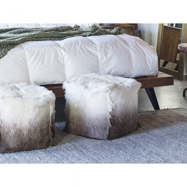 GOAT FUR POUF CAPPUCCINO OMBRE